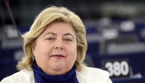 4adf58fb300074ff8a293c2e3ed27c3f_XL